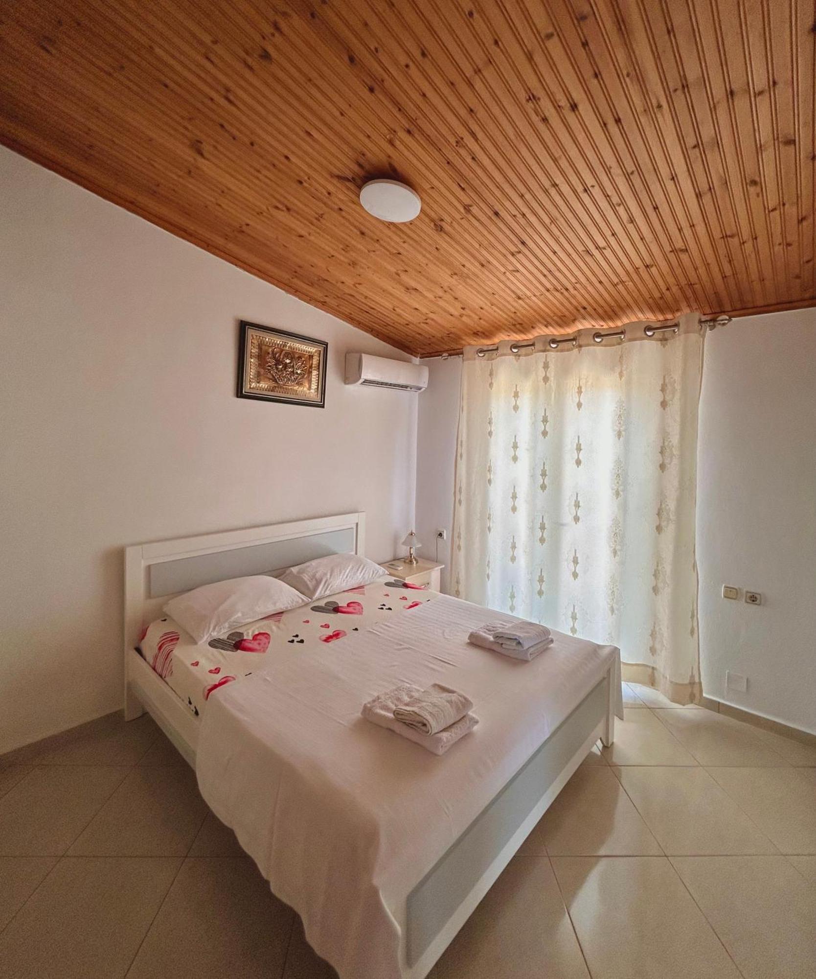 Guesthouse Nedin Ksamil Buitenkant foto